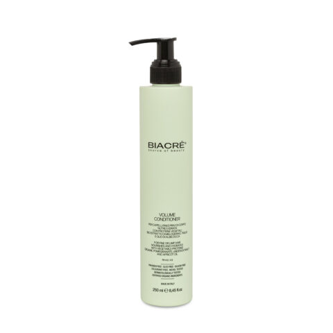 A volume conditioner that gives strength, vitality and support to fine or limp hair. Organic extracts of pomegranate and linden give body and volume. Plant proteins and apricot oil provide strengthening, toning and moisturising action.