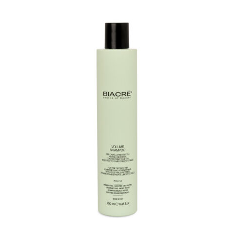 Volume shampoo for fine or thin hair, gently cleanses without weighing it down. Gives body and volume. Organic extracts of pomegranate and linden for a volumising action, plant proteins nourish and strengthen fine hair.